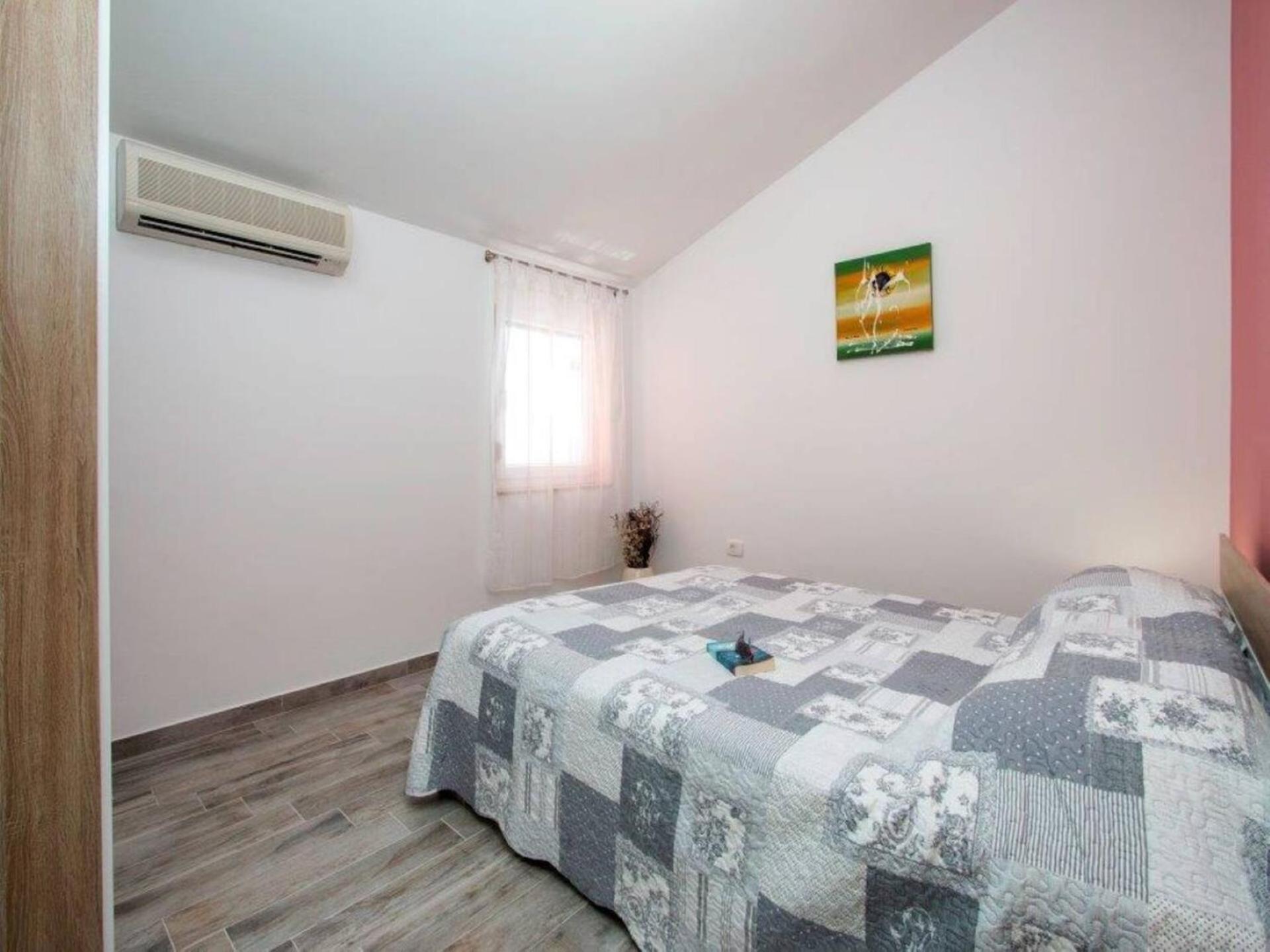 Pleasant Oriana Apartment Near The Sea-Pula Exterior photo